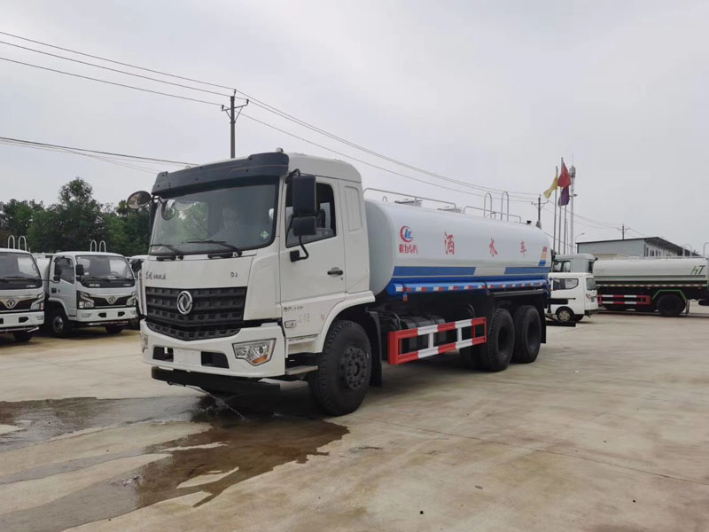 東風(fēng)專底后八輪（20噸）灑水車(chē)