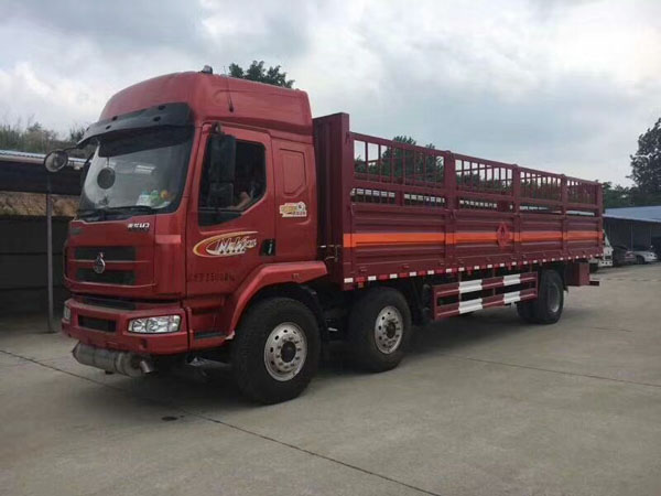 柳汽9.5米(15.3噸)氣瓶車