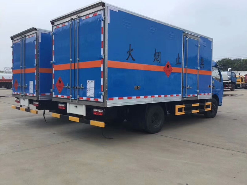 多利卡5.1米(6.4噸)氣體廂式車