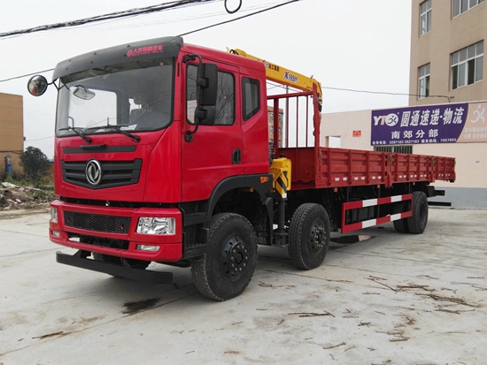 東風小三軸12噸隨車吊