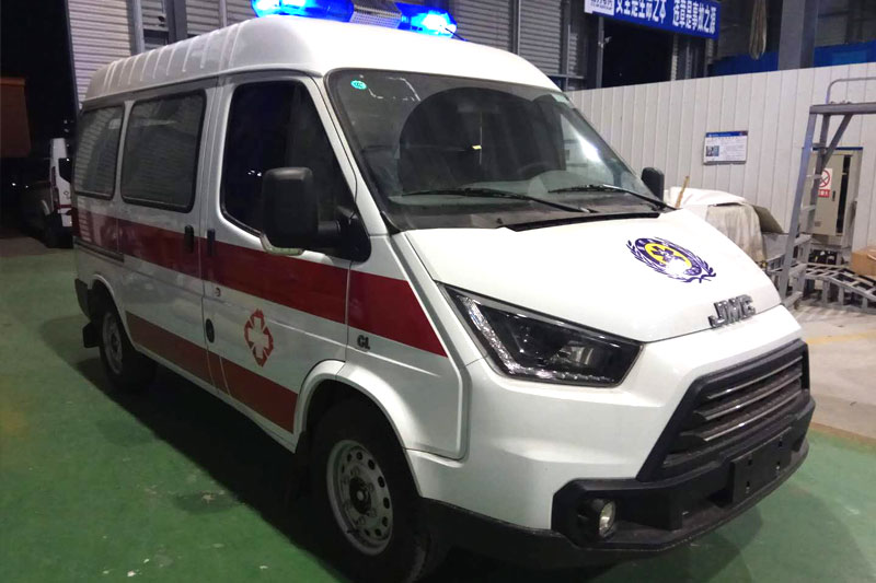 特順短軸柴油救護車