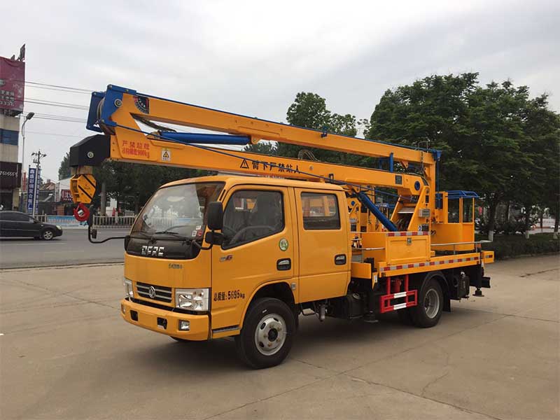 東風雙排16米高空作業(yè)車