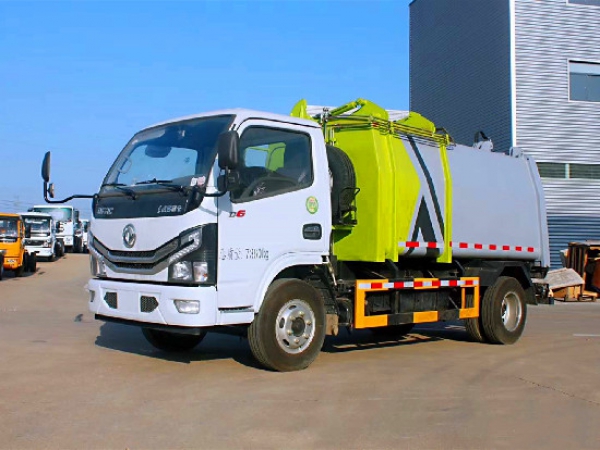 東風(fēng)小多利卡國(guó)六6方側(cè)裝壓縮垃圾車