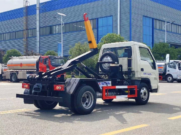 國(guó)六福田小卡3方車廂可卸(鉤臂式垃圾車)