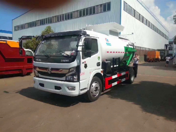 東風多利卡國六8方(圓罐)餐廚垃圾車