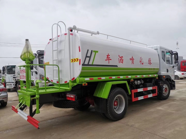 國六12-15方東風(fēng)D9灑水車