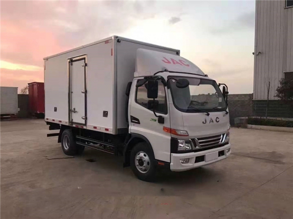 (國(guó)六4.2米)江淮駿鈴V6冷藏車