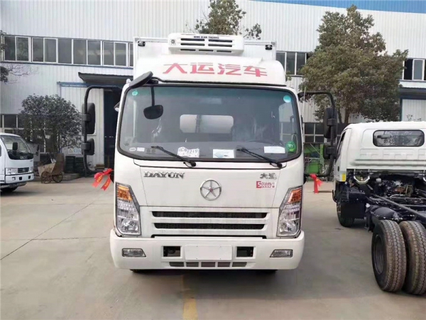 （國(guó)六4.2米）大運(yùn)藍(lán)牌冷藏車