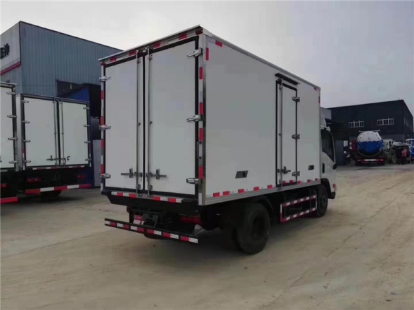 （國(guó)六4.2米）大運(yùn)藍(lán)牌冷藏車