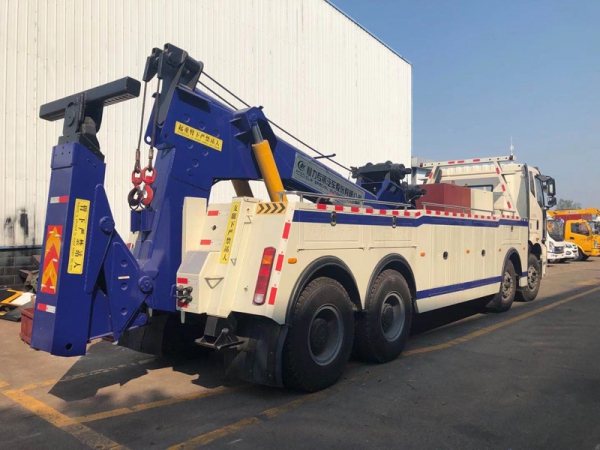 國(guó)六解放25噸拖吊聯(lián)體清障車