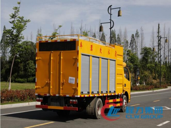 東風(fēng)大多利卡8方污水處理車，凈化車程力廠家直供