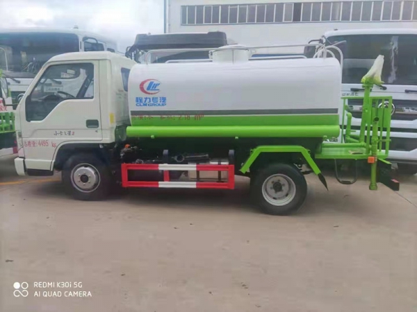 福田小卡5噸藍(lán)牌灑水車