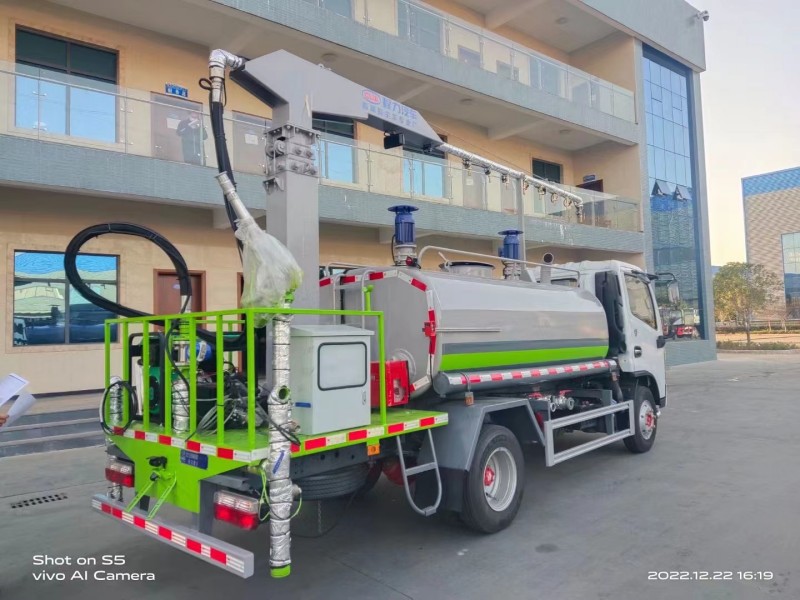 東風(fēng)5噸鐵路抑塵車