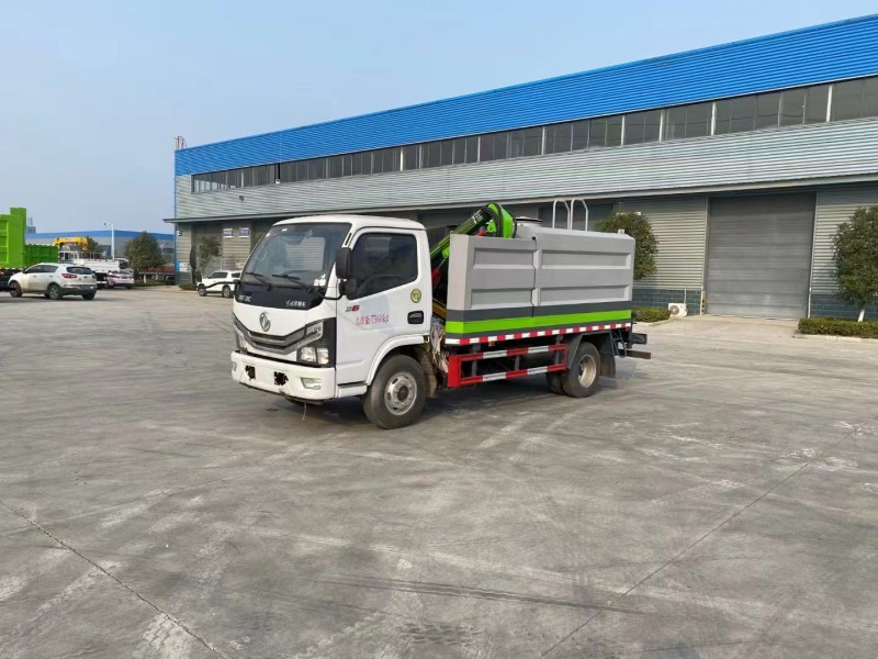 東風多利卡隧道壁清洗車