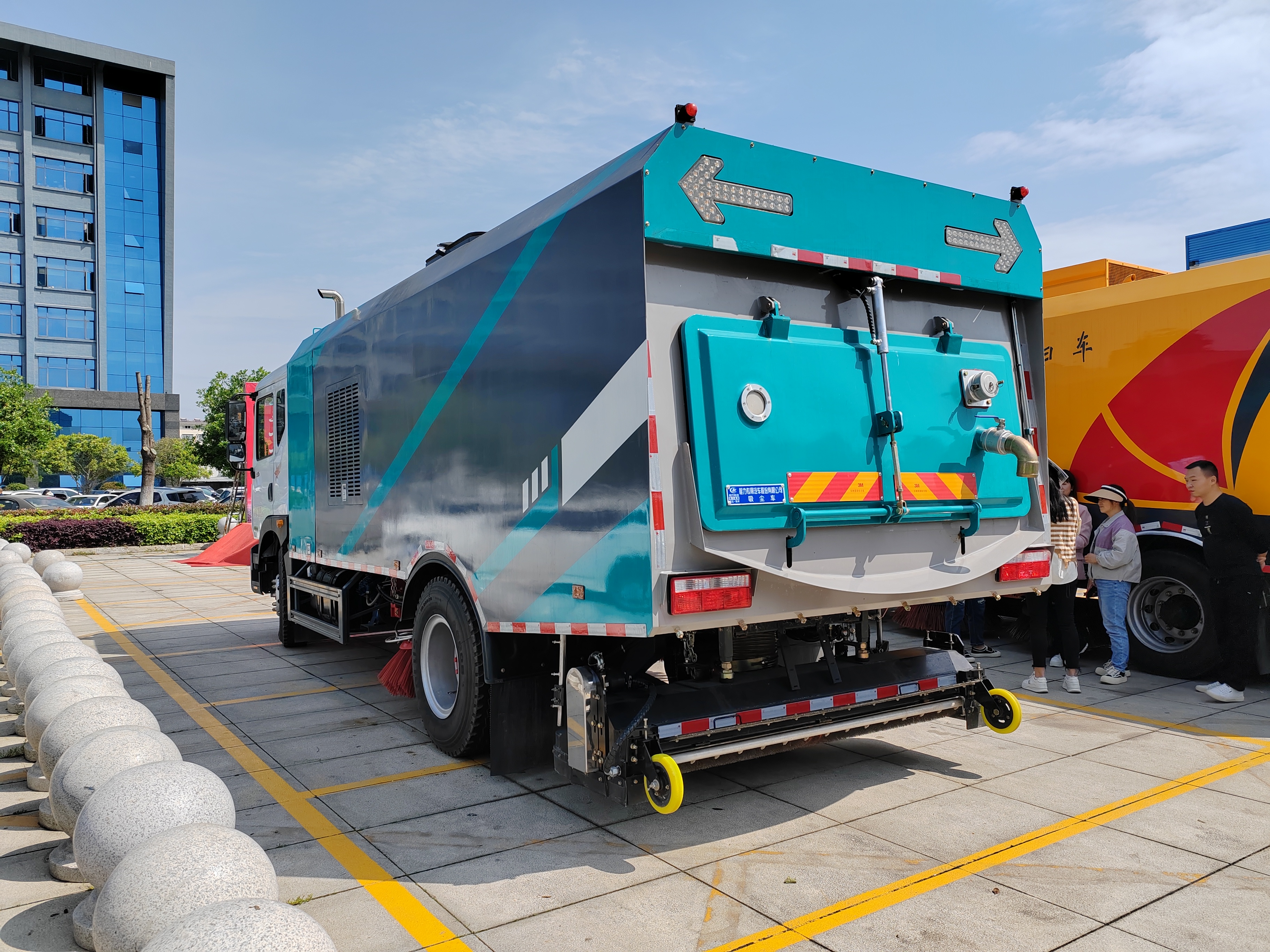 東風D9 干濕兩用吸塵車